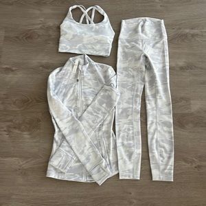 Lululemon camo print Jacket pants and sports bra matching set